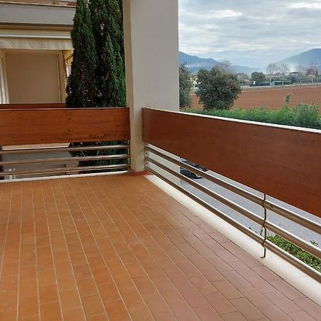 Appartamento Santa Costanza Con Piscina San Vincenzo Eksteriør billede