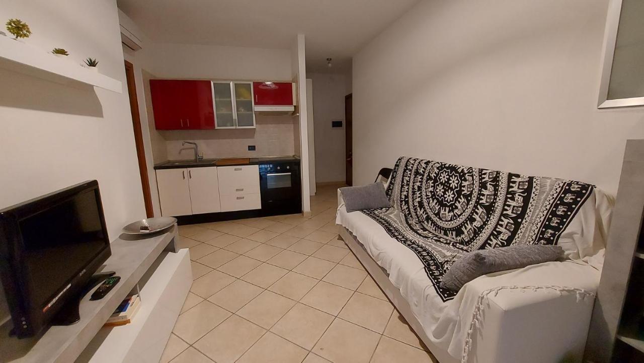Appartamento Santa Costanza Con Piscina San Vincenzo Eksteriør billede